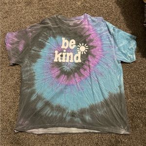 tie dye BE KIND tee